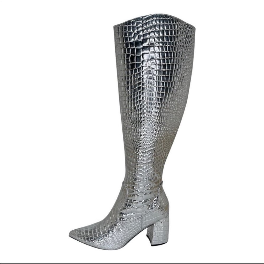 Marc Fisher Retie 6 Silver Metallic Croco Embossed Womens OTK boots Size 7M